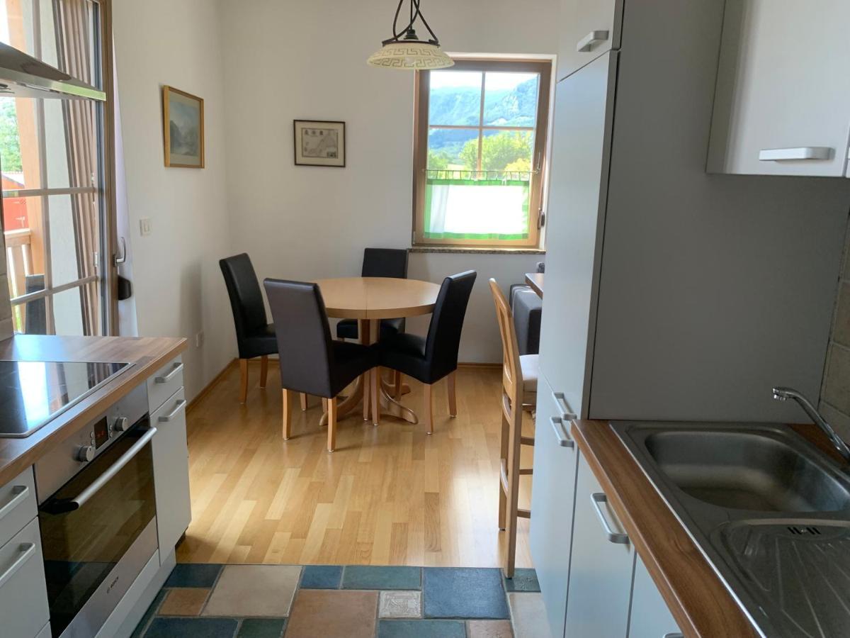 Lipizzaner Lodge Guest House Postumia Esterno foto
